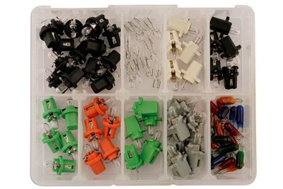 ASSORTMENT OF 24 VOLT PANEL LIGHTS 80 PCS (1)