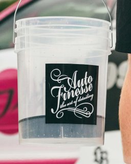 Seau transparent Auto Finesse avec Grit Guard 20 litres