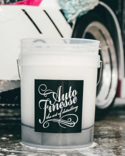 Seau transparent Auto Finesse avec Grit Guard 20 litres